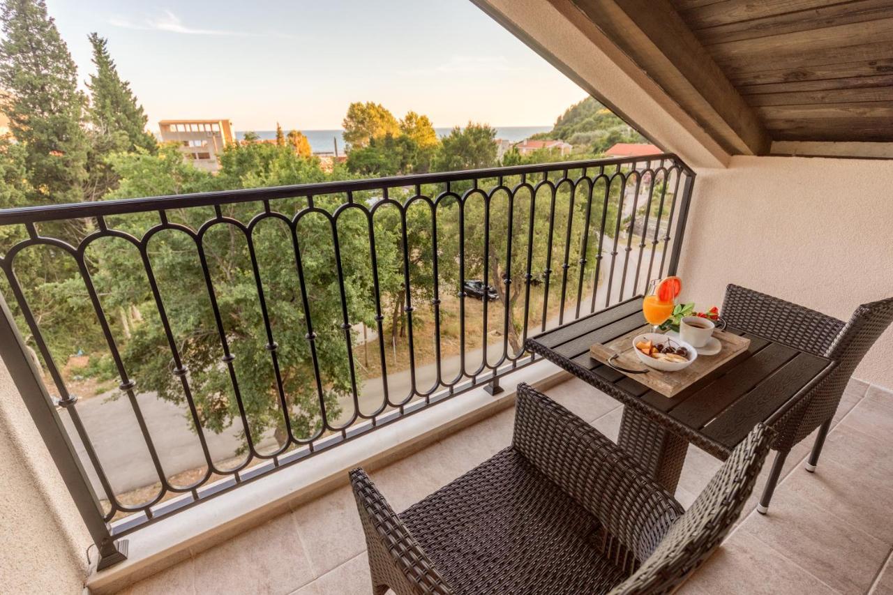 Luxury Apartments Queen Petrovac na moru Exterior foto