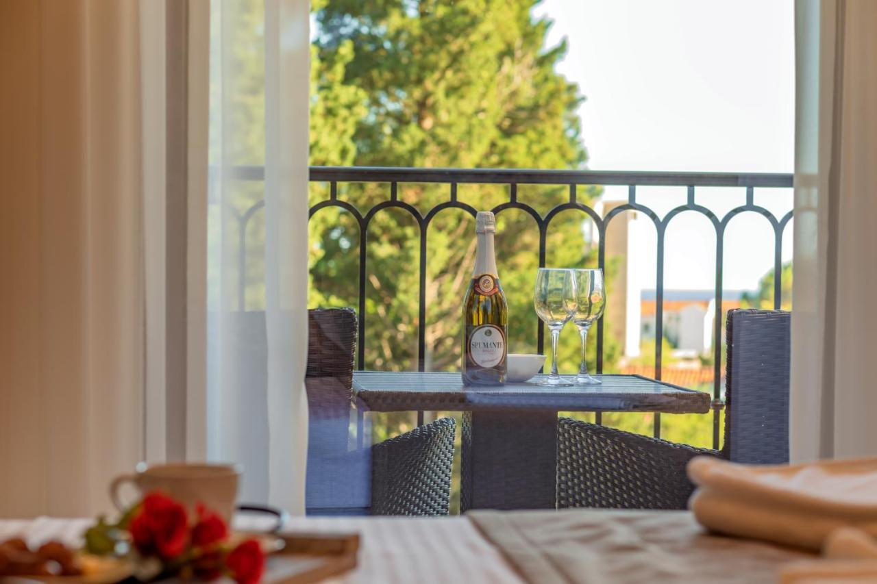 Luxury Apartments Queen Petrovac na moru Exterior foto